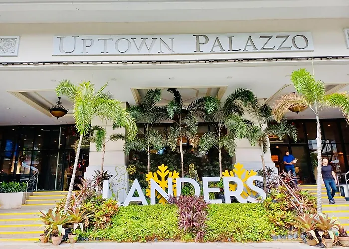 Free Welcome Breakfast, Bgc 1br, 300mbps Fiber, Steps To Mitsukoshi & Uptown, 14f Apartment Manila