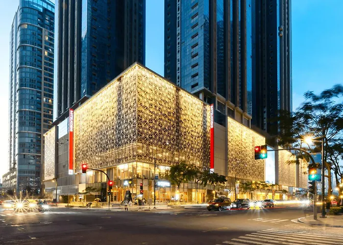 Apartment Free Welcome Breakfast, Bgc 1br, 300mbps Fiber, Steps To Mitsukoshi & Uptown, 14f
