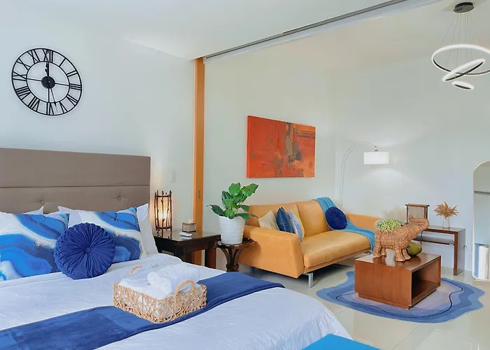Free Welcome Breakfast, Bgc 1br, 300mbps Fiber, Steps To Mitsukoshi & Uptown, 14f Apartment Manila