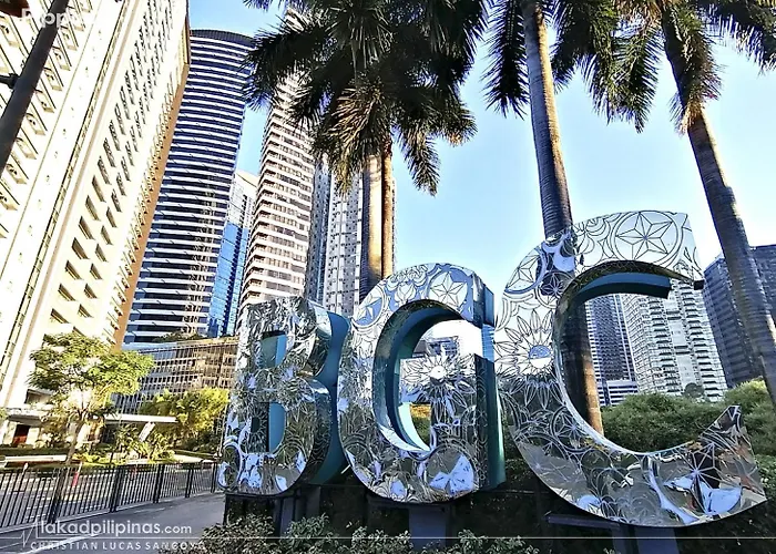 Free Welcome Breakfast, Bgc 1br, 300mbps Fiber, Steps To Mitsukoshi & Uptown, 14f Apartment *